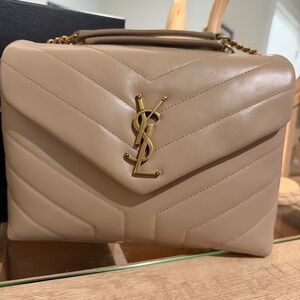 Beige smal YSL lookout